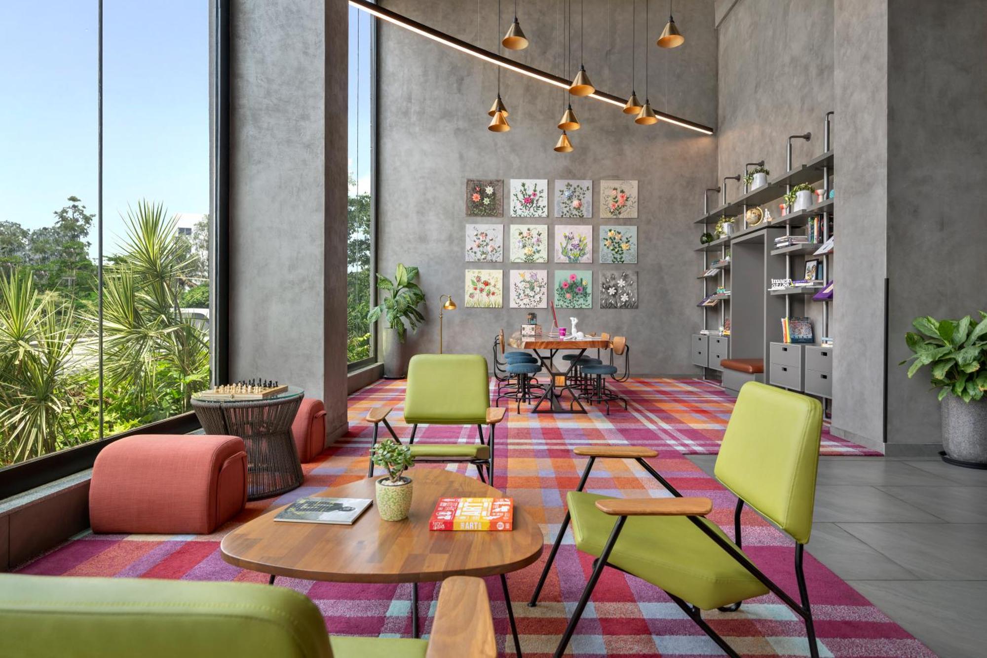 Готель Moxy Bengaluru Airport Prestige Tech Cloud Devanahalli Екстер'єр фото