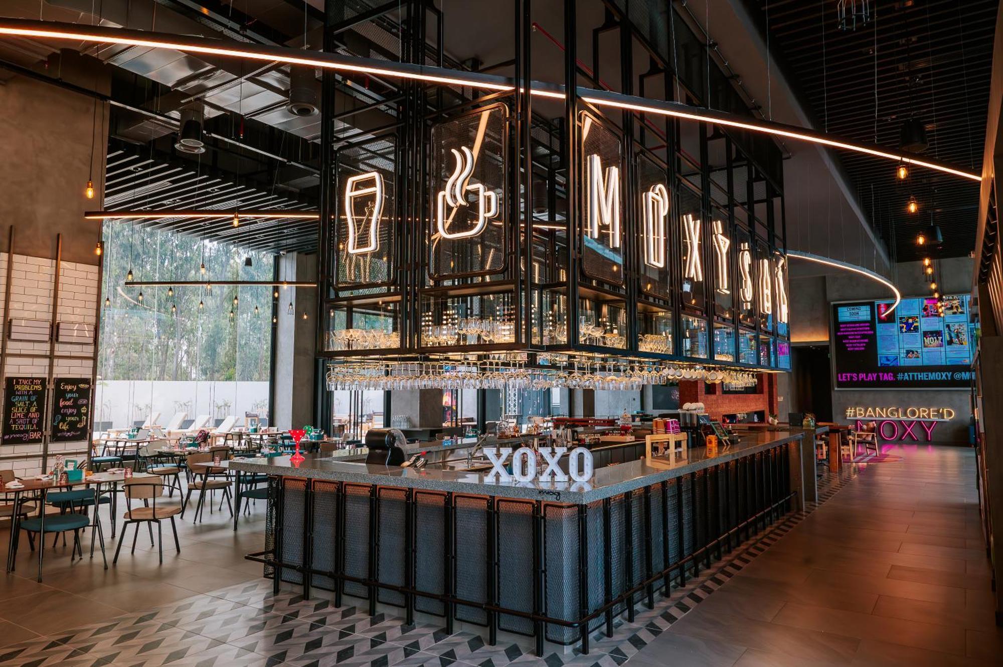 Готель Moxy Bengaluru Airport Prestige Tech Cloud Devanahalli Екстер'єр фото